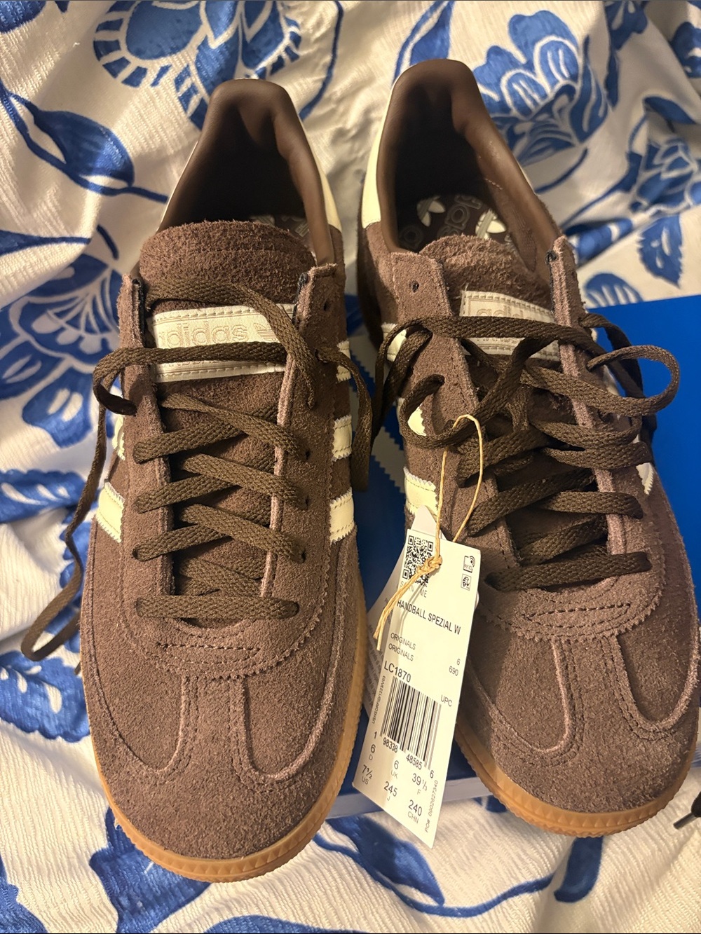 adidas Spezial Men’s Suede Sneakers - Brown & Off-White - Picture 2 of 3